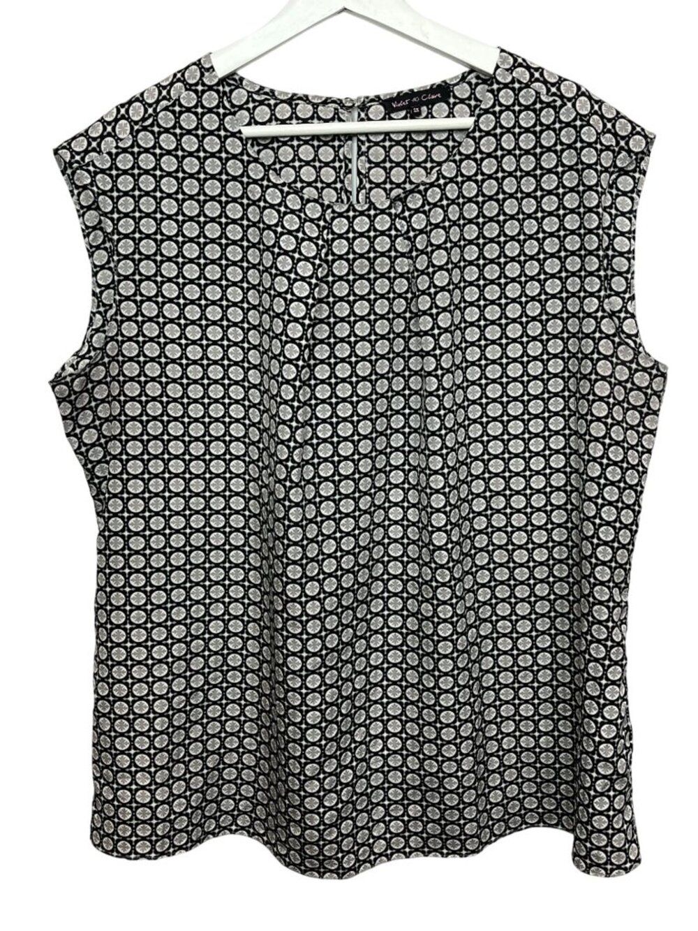 Violet & Claire Womens Plus Size 2X Sleeveless Blouse Black White Geometric